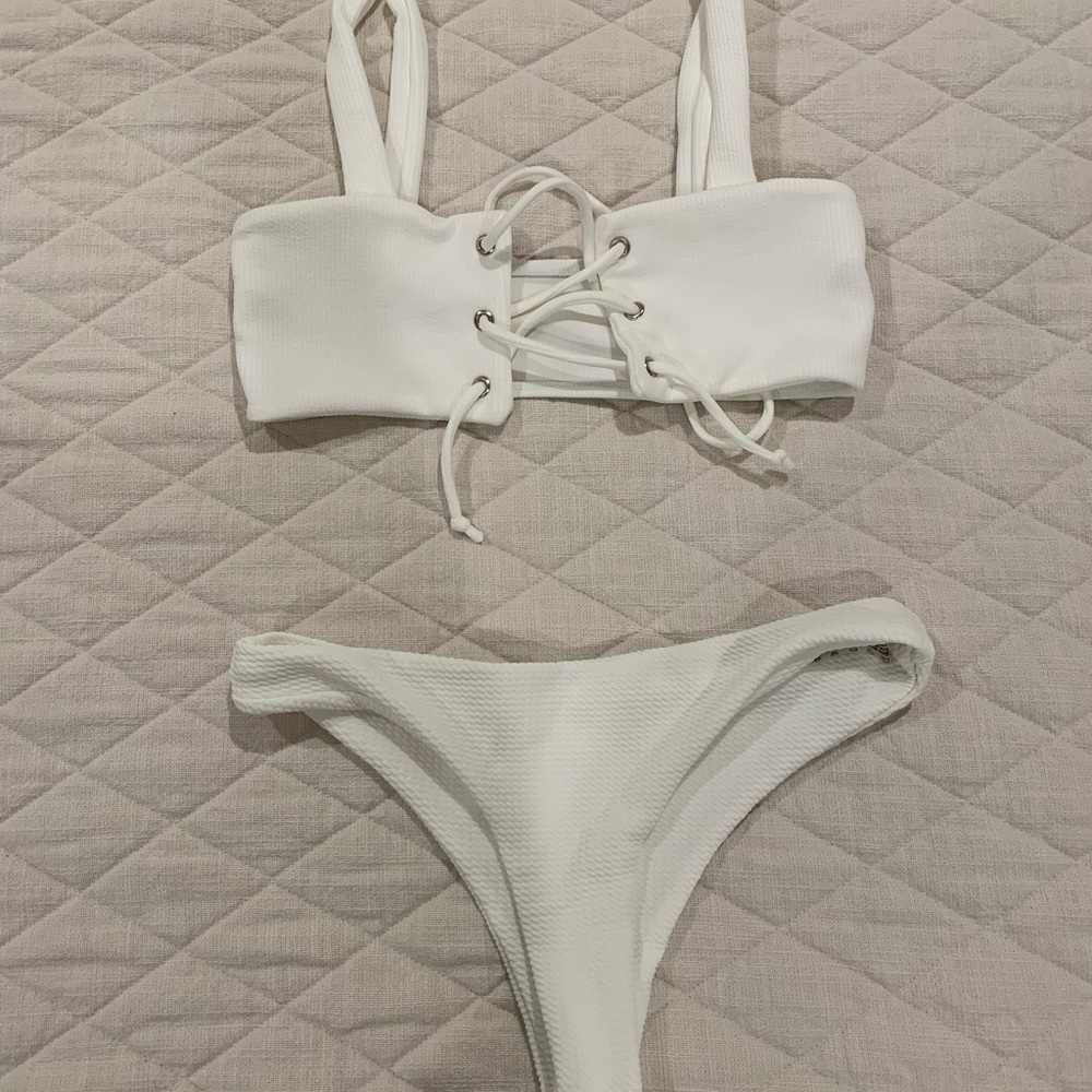 White Bikini - image 1